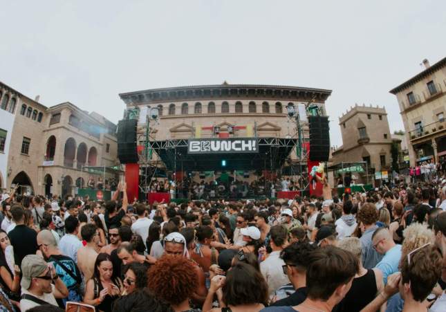 Redada en el festival Brunch Electronik Barcelona: catorce detenidos y recuperados 25 teléfonos móviles robados