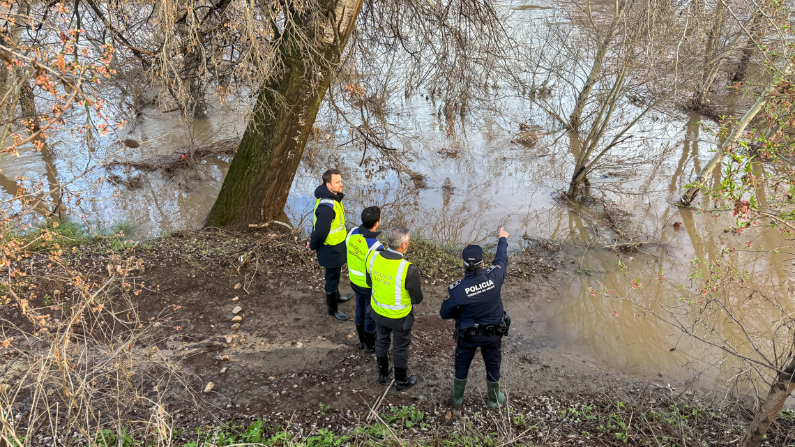 Rescatan a dos personas con discapacidad desorientadas en la ribera del Henares en Torrejón