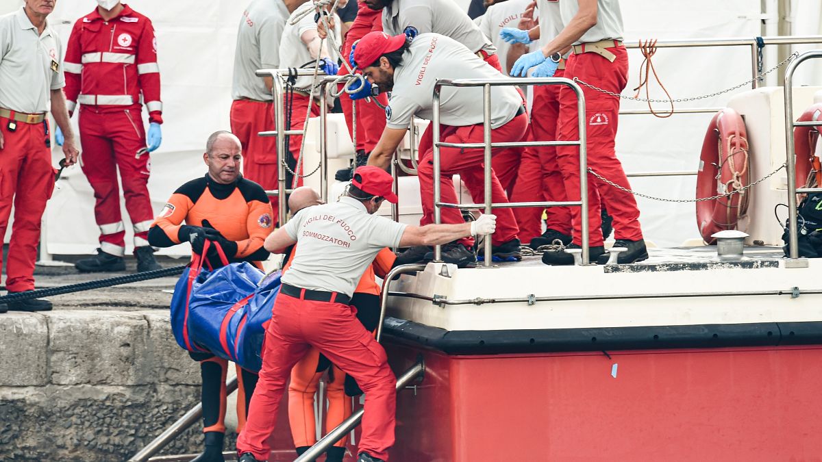 ¿Por qué naufragó el yate de lujo en Sicilia? Las autoridades tratan de esclarecer el suceso