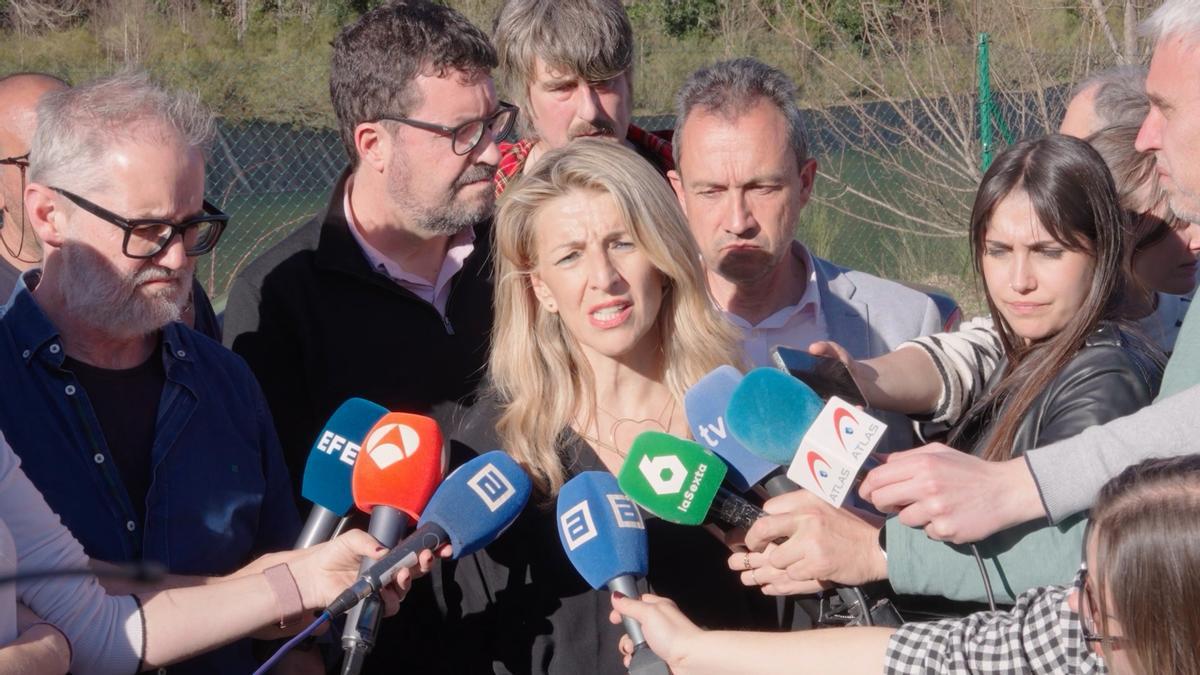 La ministra Yolanda Díaz, en Asturias: En el siglo XXI no puede morir nadie así; que el peso de la ley caiga sobre los responsables