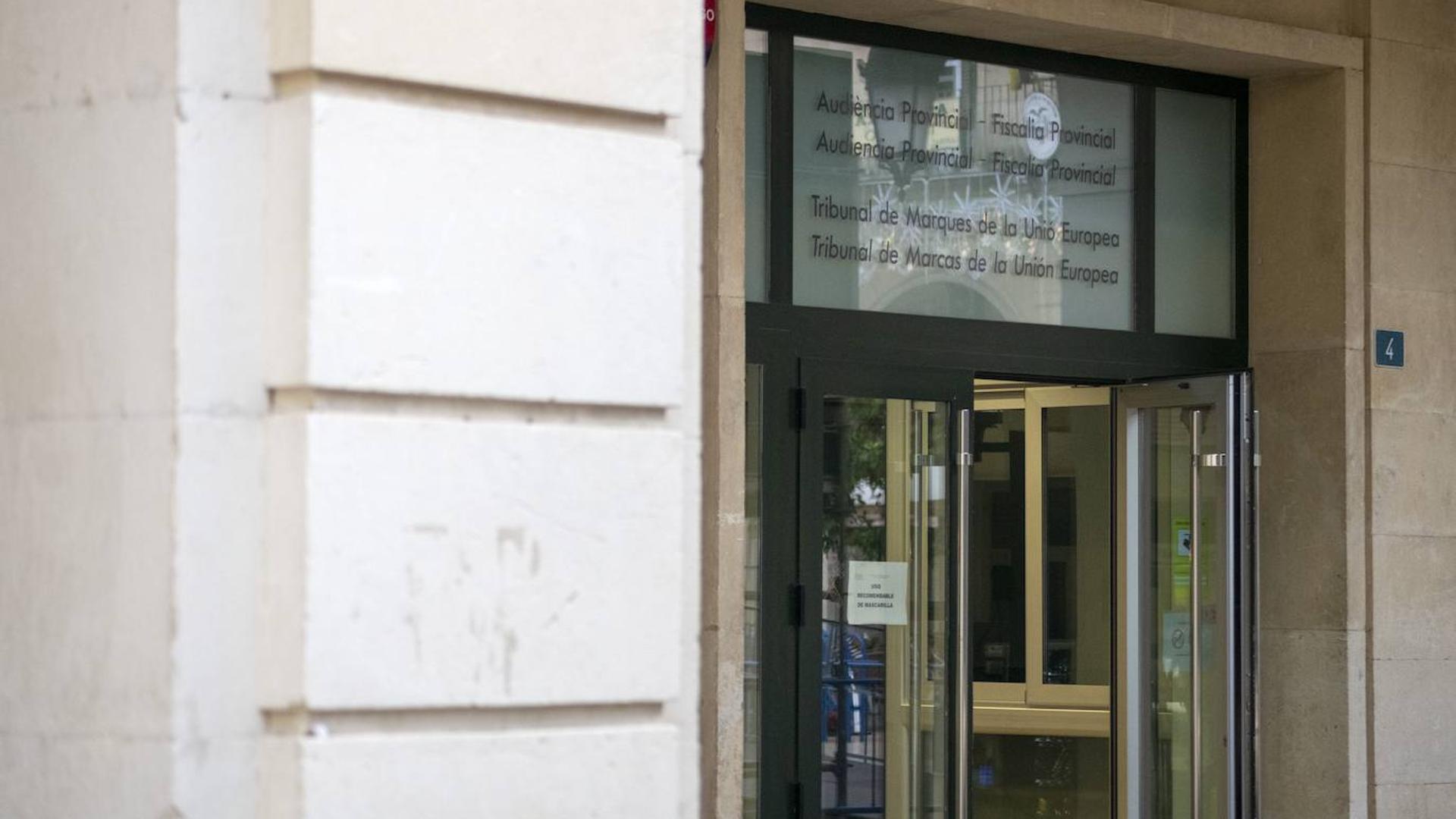 Cuatro años de cárcel por agredir sexualmente a tres menores amigas de su hermana en Novelda