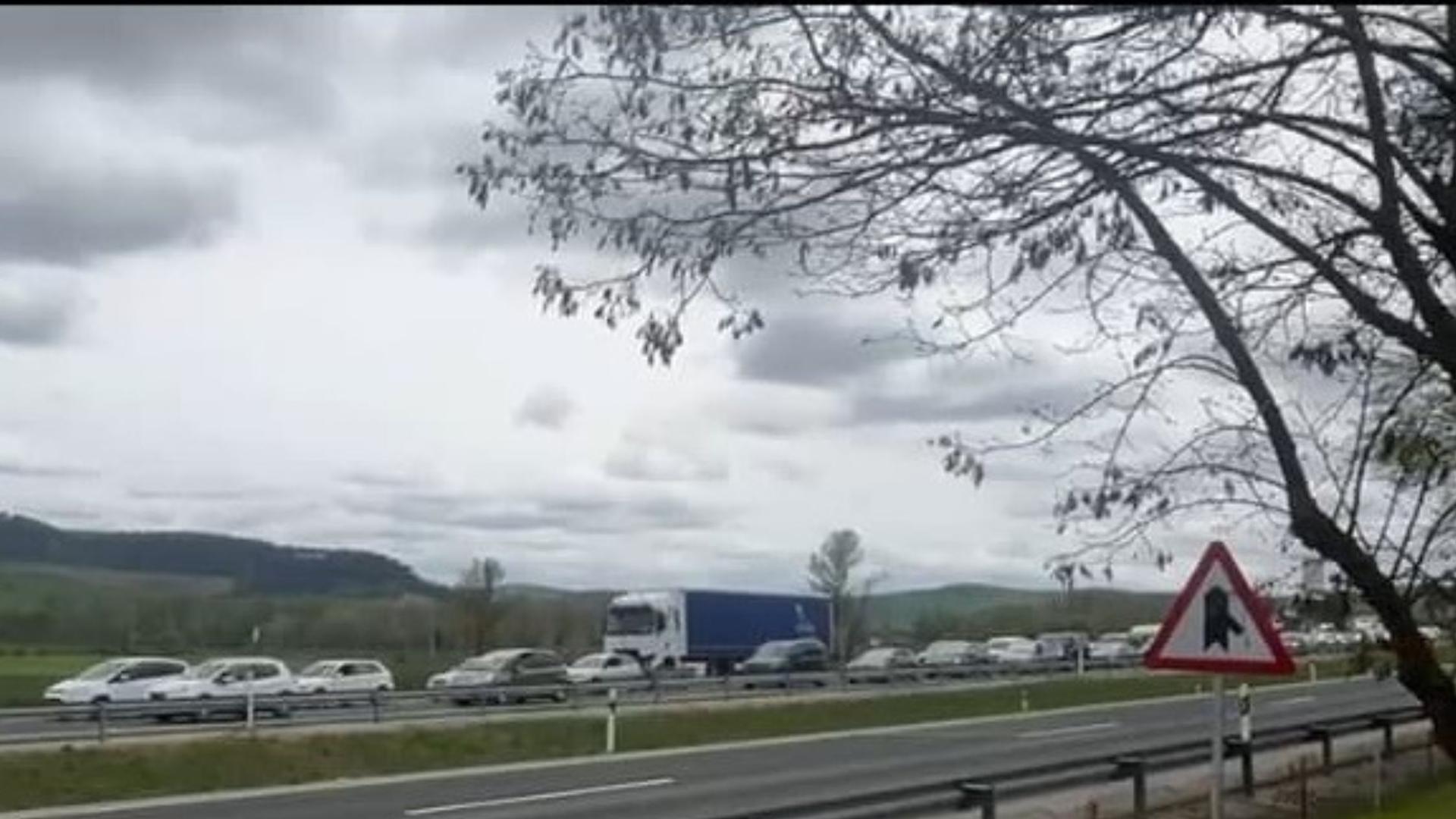 Un accidente múltiple deja kilómetros de retenciones en la AP-1 en Burgos