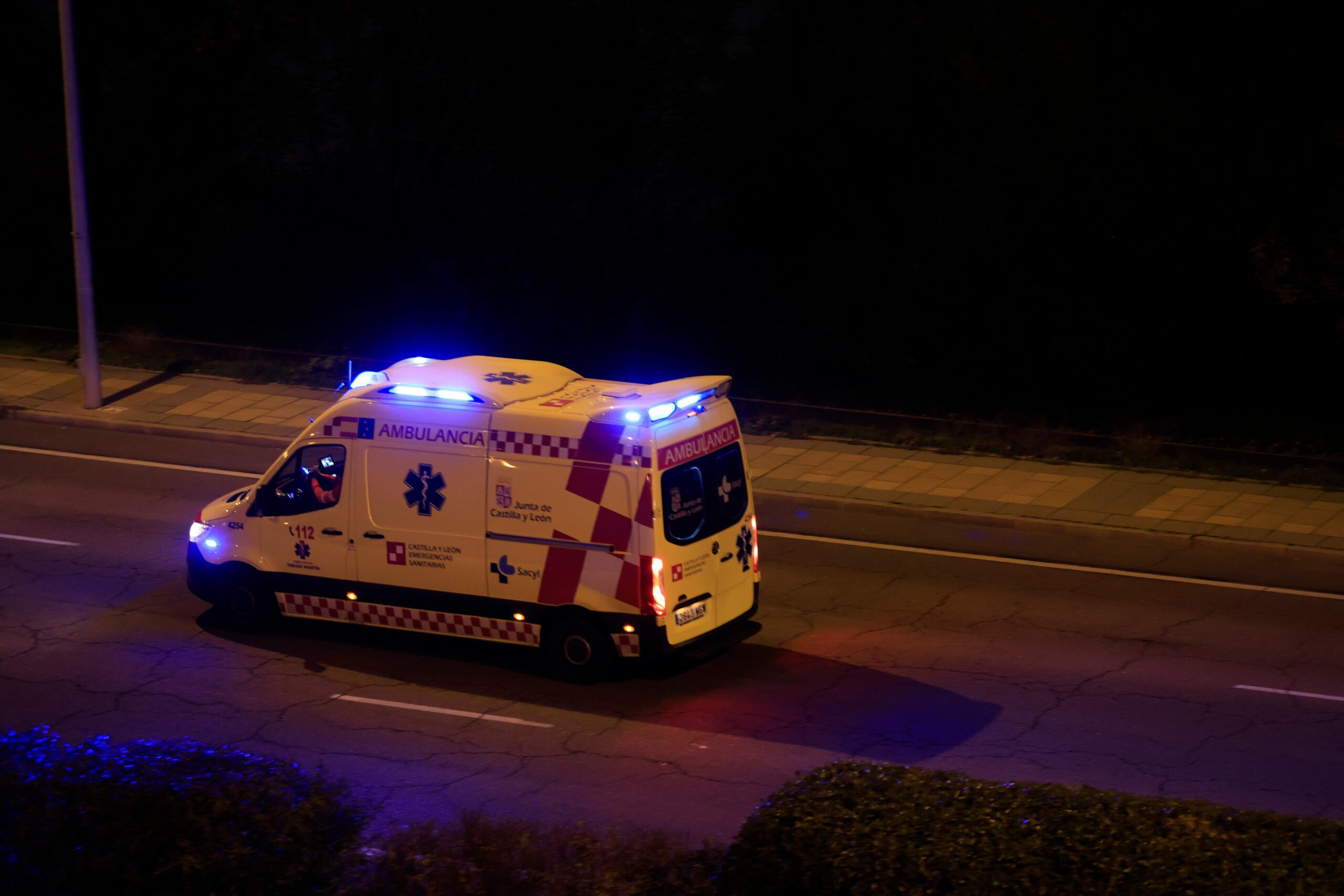 Colisión entre vehículo y patinete en Salamanca deja a menor herido