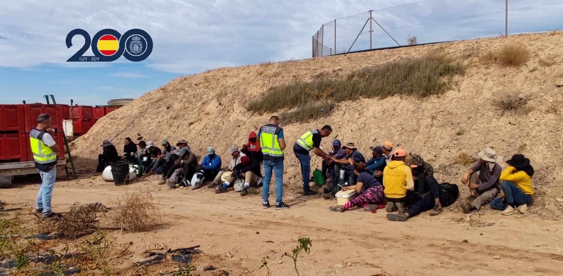 La Policía Nacional detiene a 37 personas por explotación laboral en Alhama