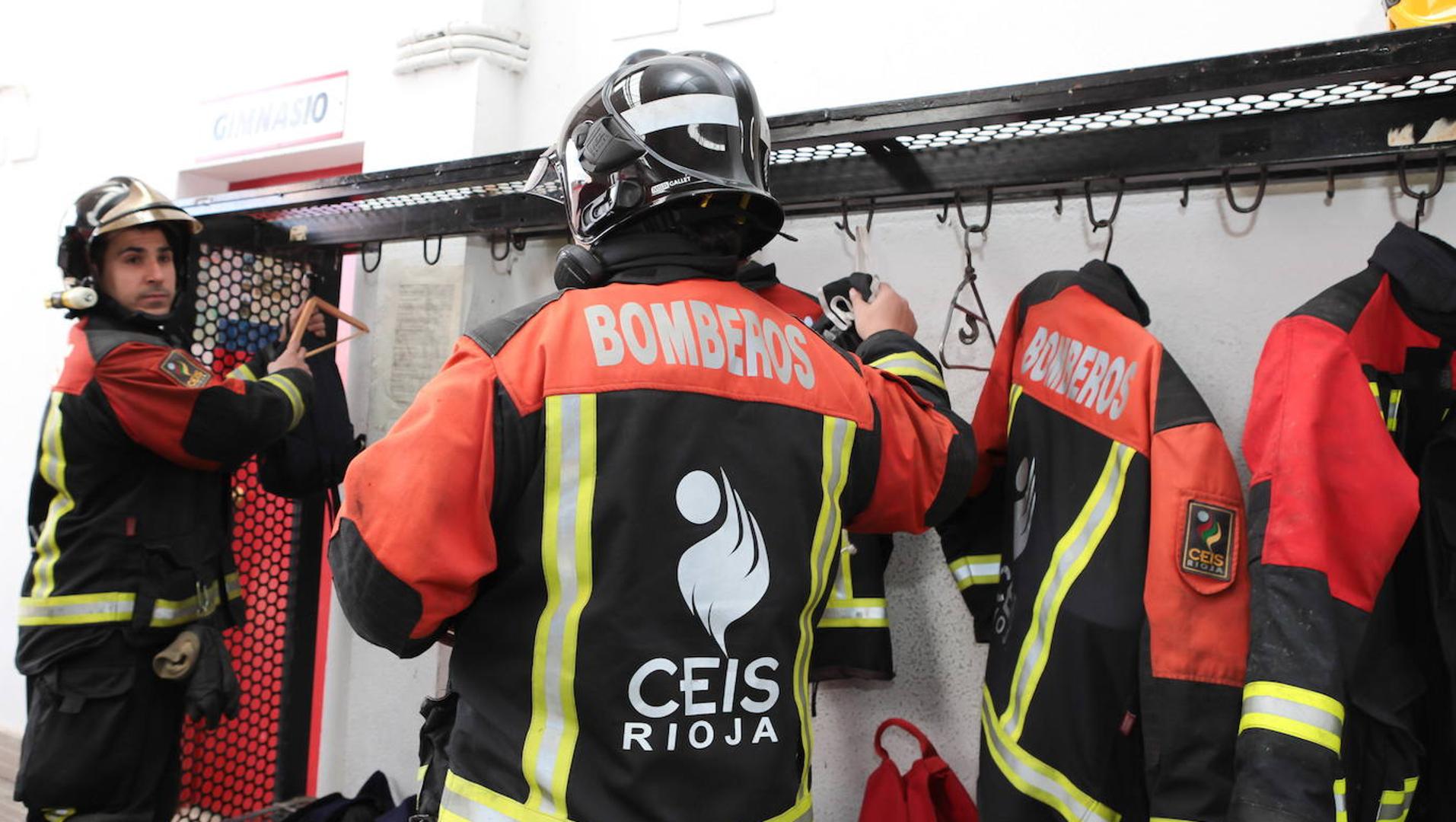 Desprendimiento en fachada de la calle Ventilla de Haro moviliza a Bomberos del CEIS-Rioja