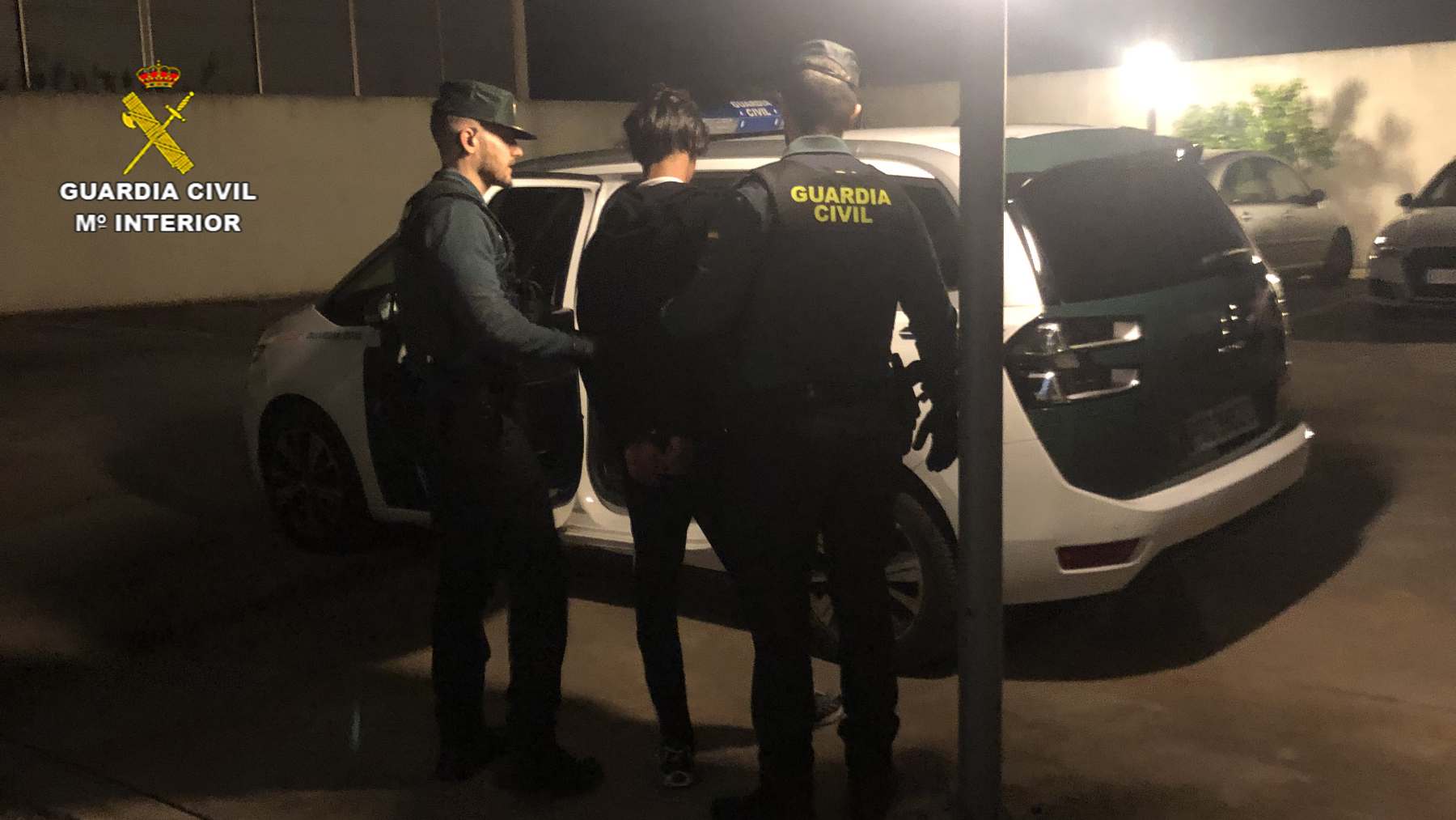 Un hombre atropella al dueño de un taller de Sa Pobla que intentaba evitar que le robara un coche