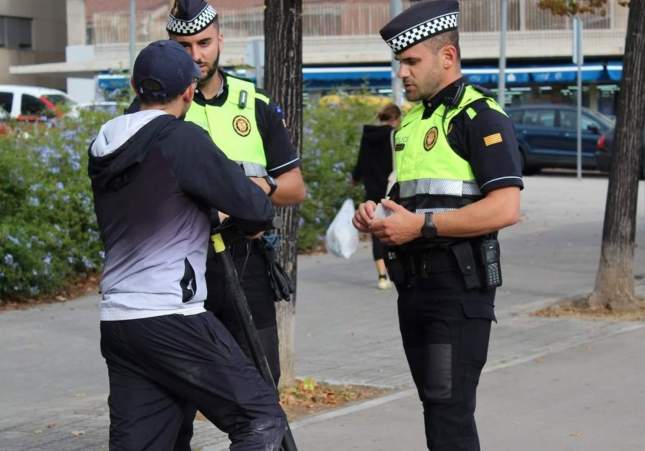 Detenido en Terrassa por robar un patinete eléctrico y circular sin control por la carretera
