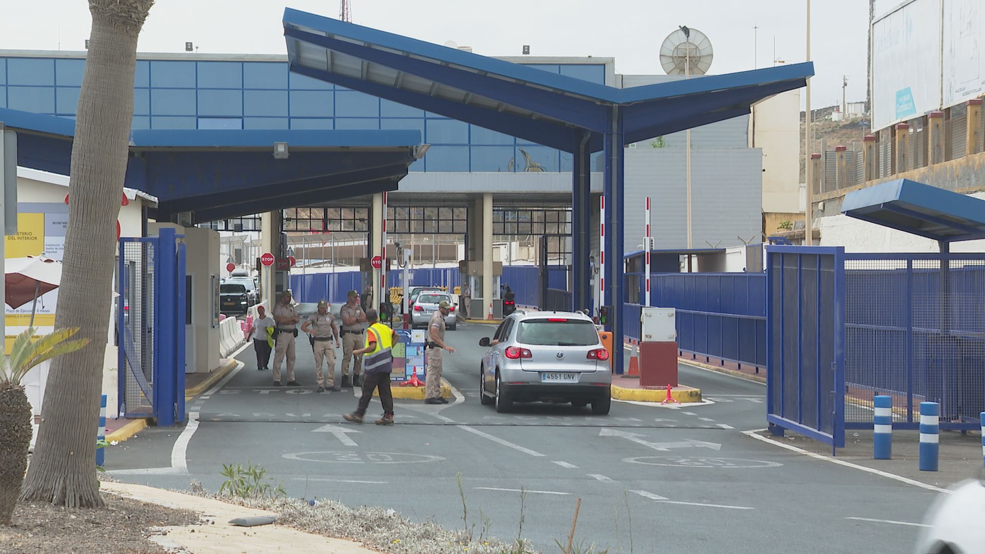 Detenido en la frontera un hombre buscado por la Interpol