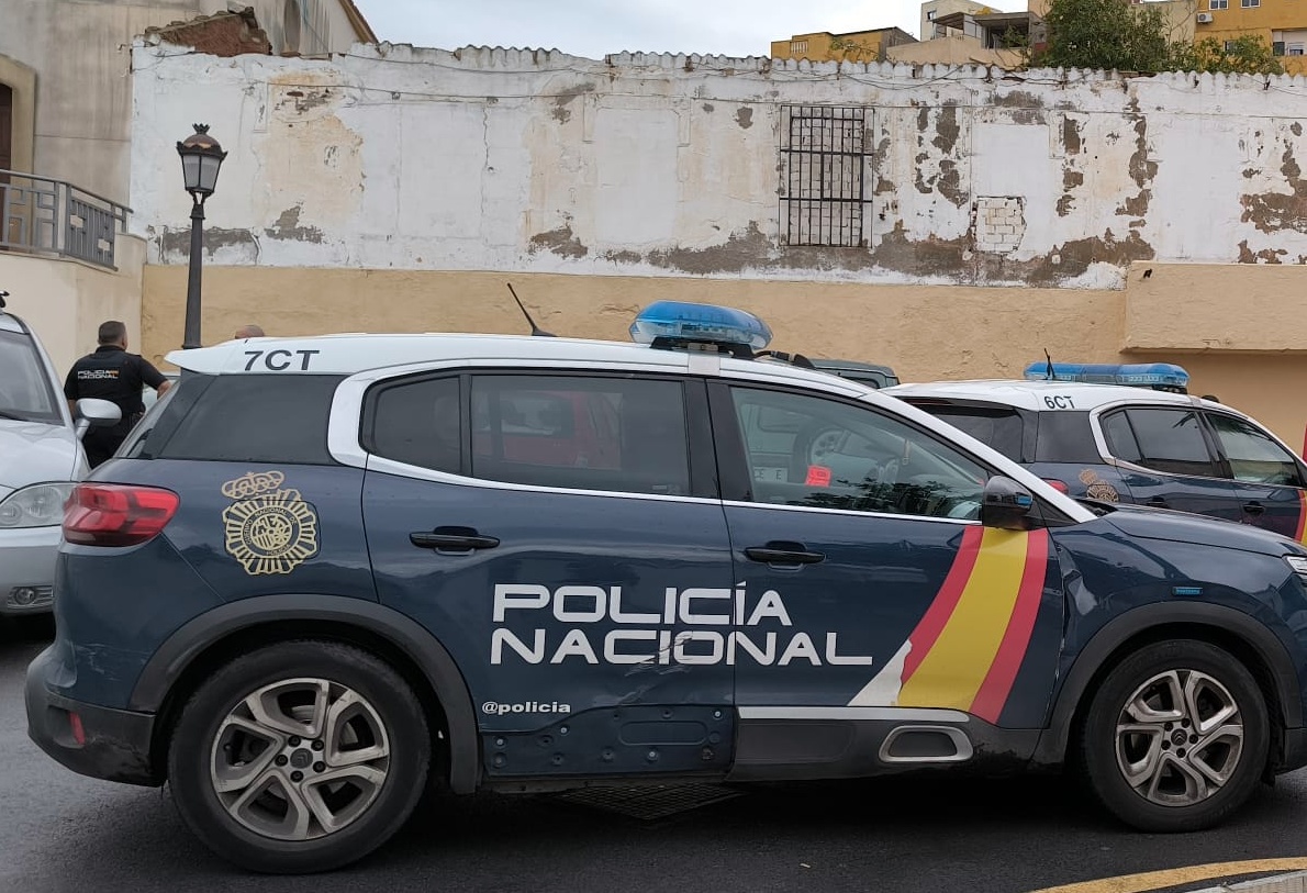 Detenidos cuatro implicados en una red de falsificación de documentos para obtener residencia en Ceuta