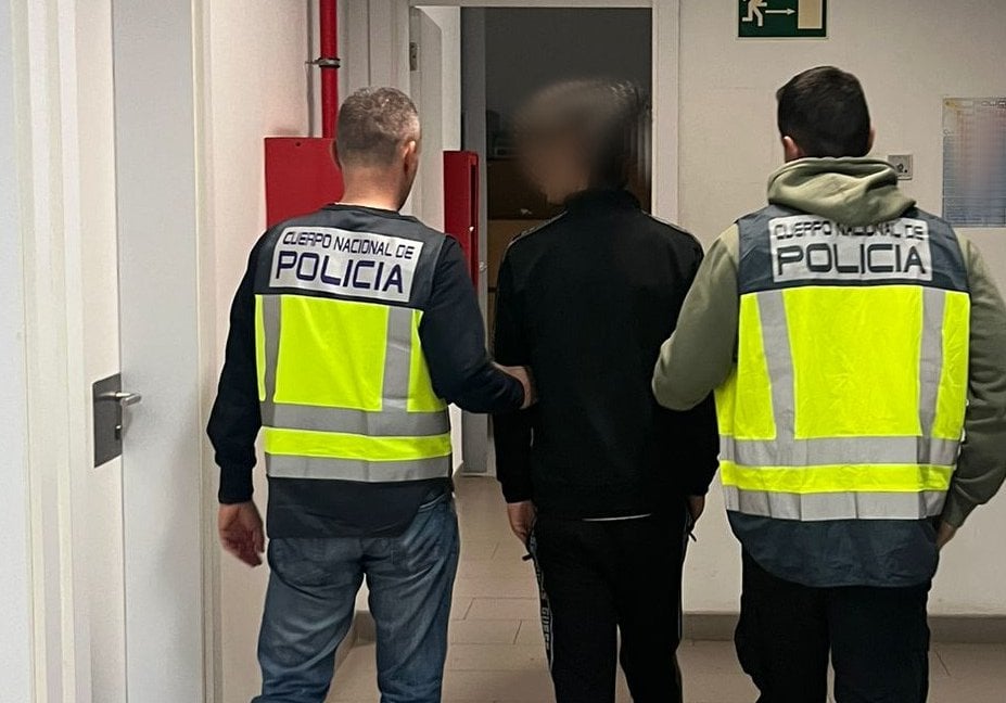 Detenidos dos trabajadores de la limpieza por robar joyas a jugadores del Mallorca en Son Bibiloni