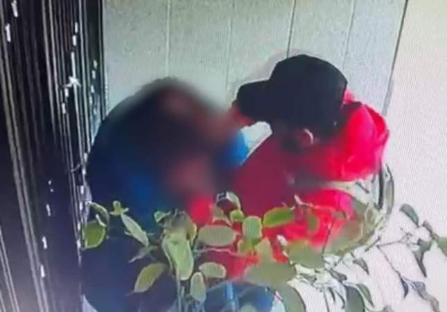 Detienen a ladrón minutos después de cometer un robo con violencia en L’Hospitalet de Llobregat