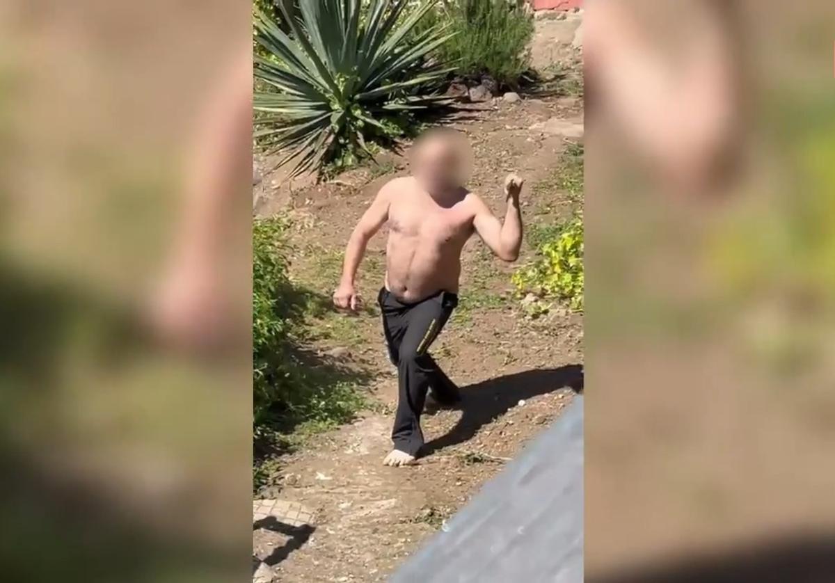 La familia del hombre que amenazó con un machete a dos guardias civiles pide ayuda: «No tenemos vida»