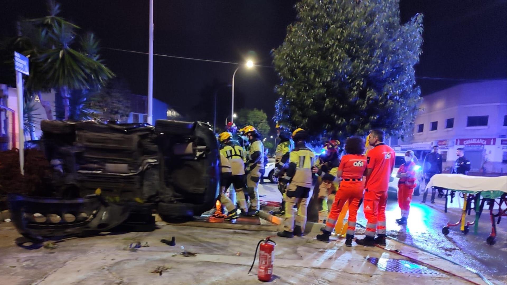 Una joven de 18 años, en estado crítico tras un aparatoso accidente en el polígono Guadalhorce