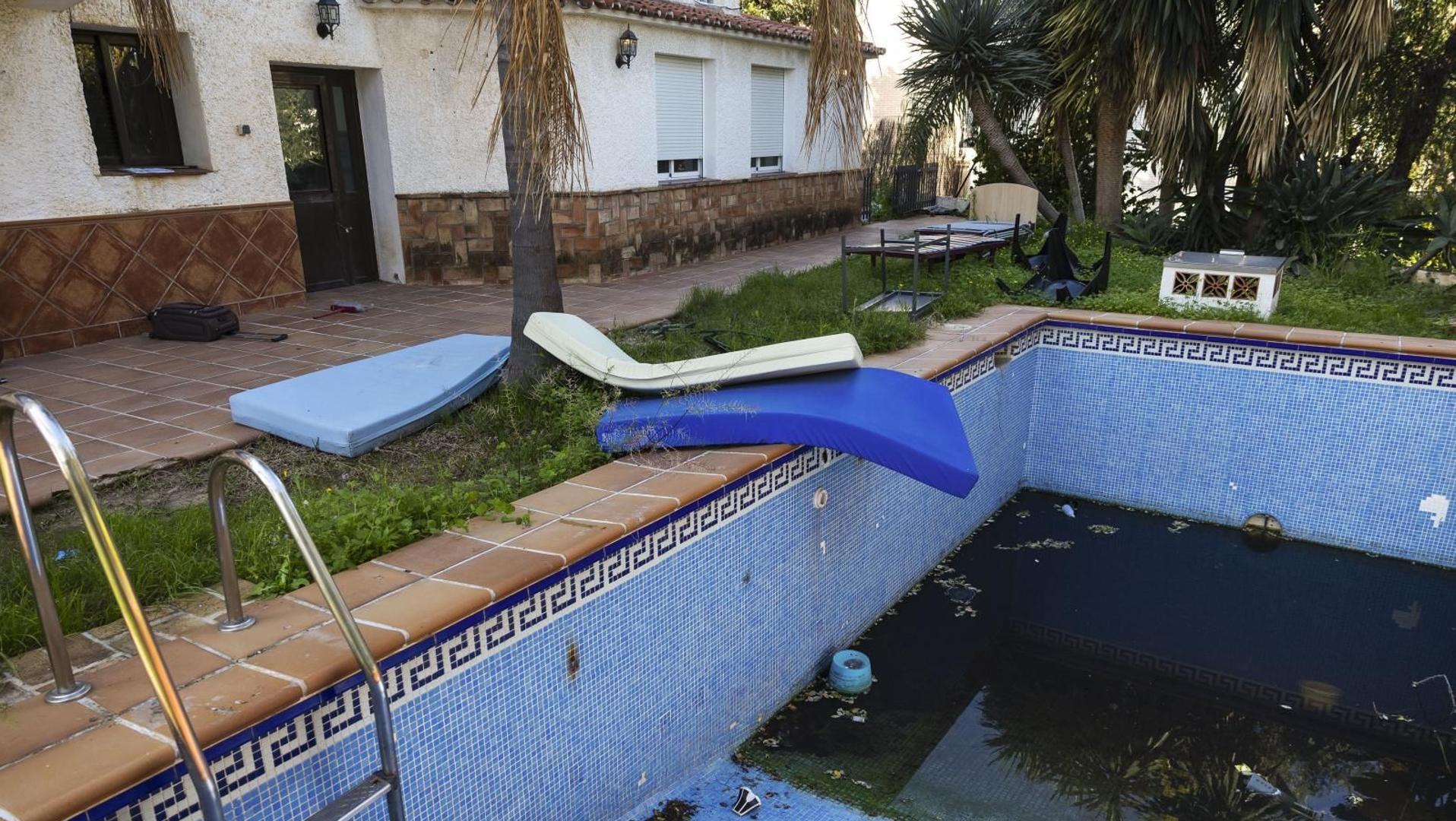 Cierran una residencia de ancianos en Cerrado de Calderón por grave falta de higiene