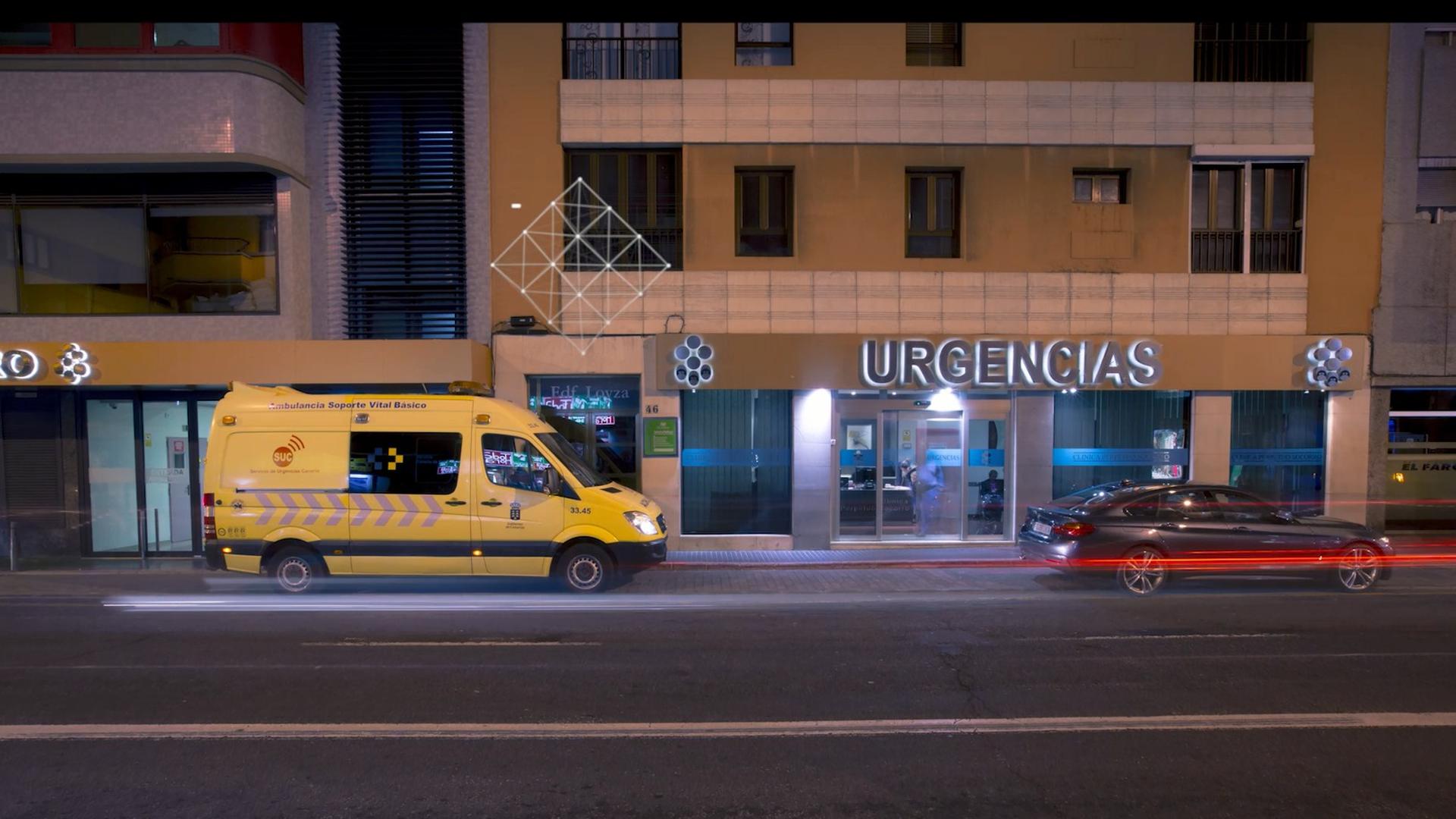 Un motorista herido al colisionar con un turismo en Mesa y López