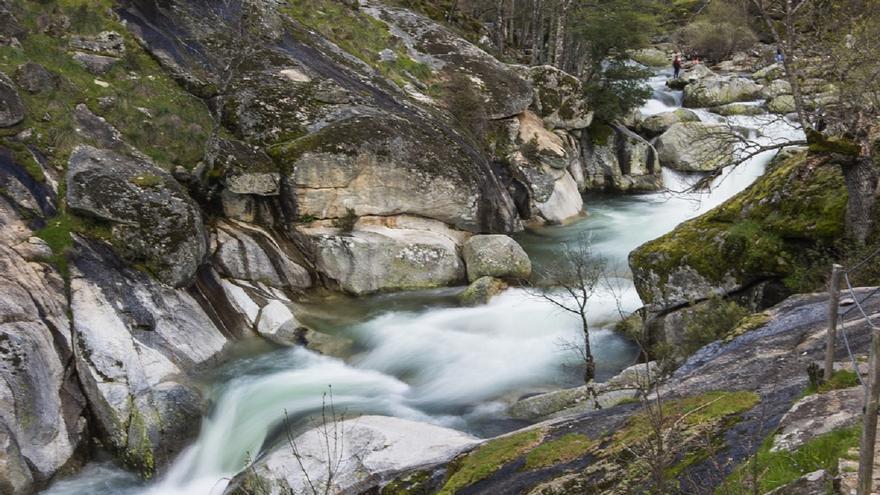 Varias senderistas guipuzcoanas son rescatadas en la Garganta de los Infiernos en Cáceres