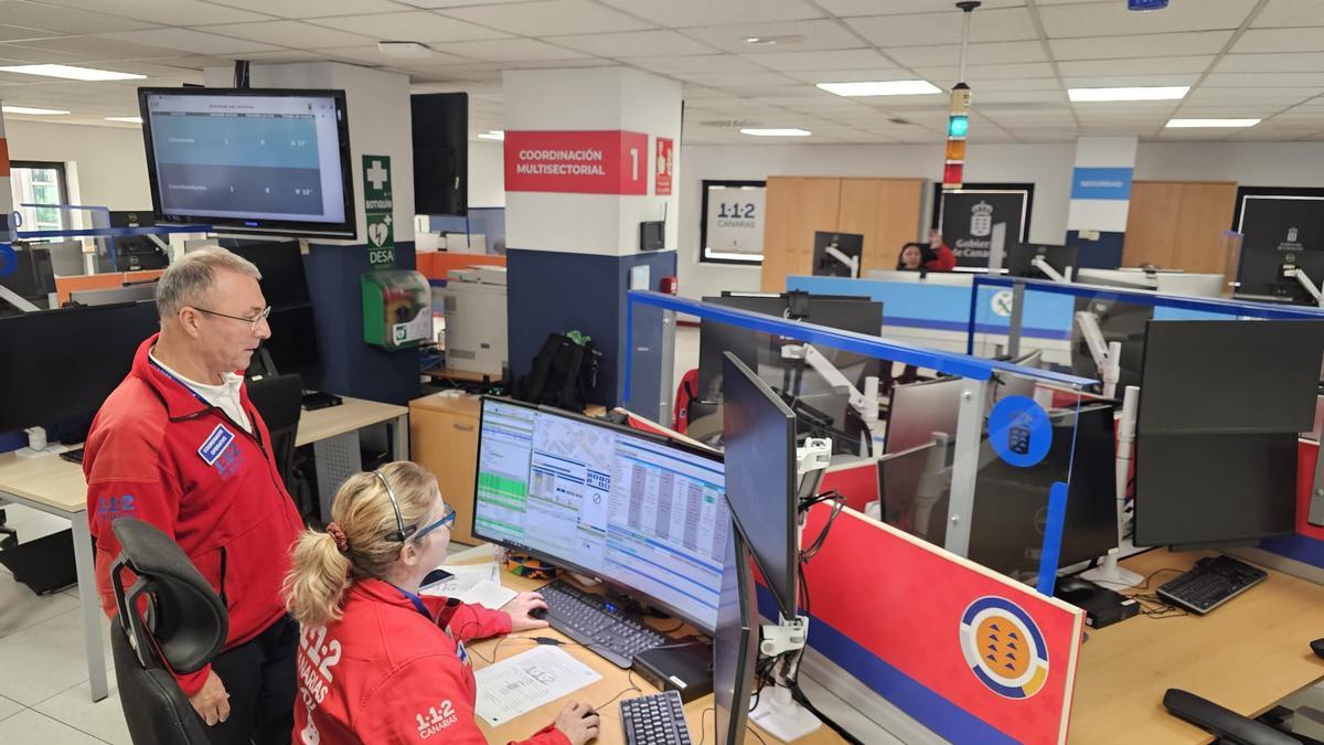 Sala emergencias del 1-1-2 Canarias.