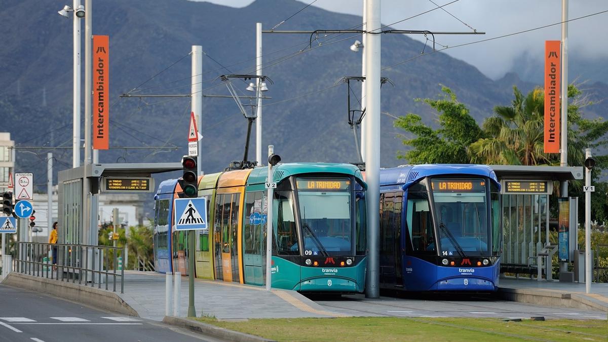 Accidente laboral en el Tranvía de Tenerife: trabajador sufre quemaduras graves durante mantenimiento