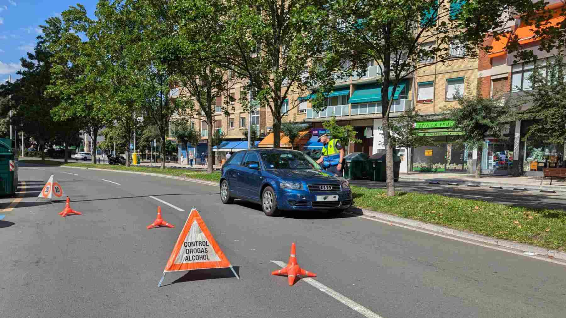 Creían que no les pasaría nada... hasta que la Policía los paró en plena tarde en Pamplona
