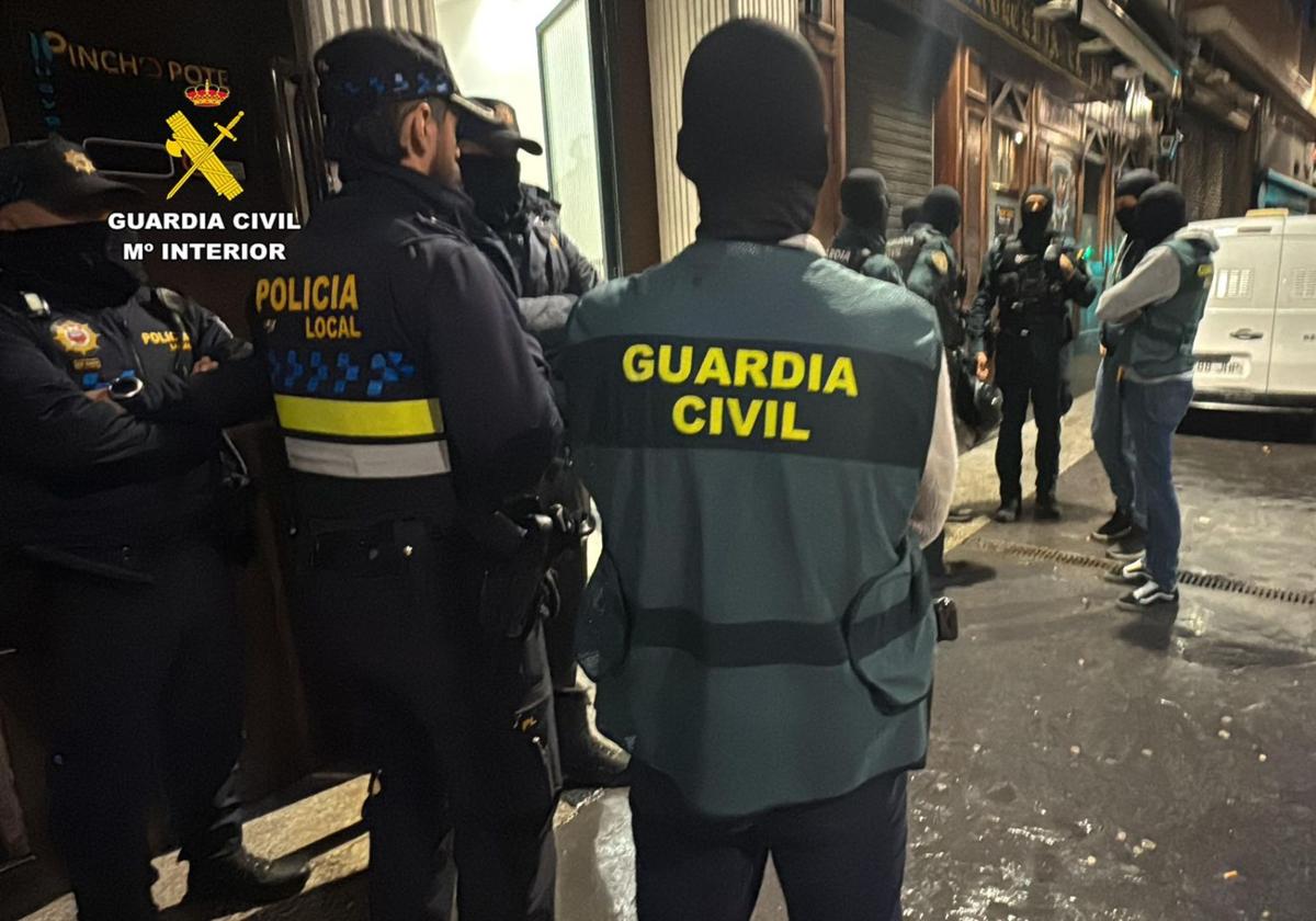 Desmantelado un punto de venta de droga en un piso del paseo Libertad de Arnedo