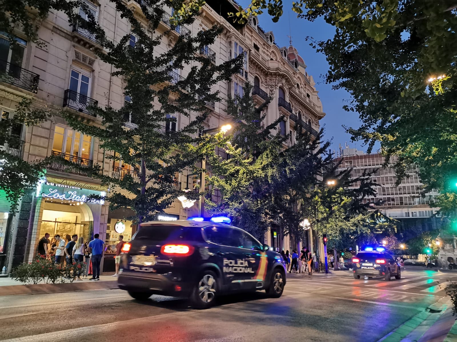 Detenida tras apuñalar a un hombre que luego ayudó a salvar