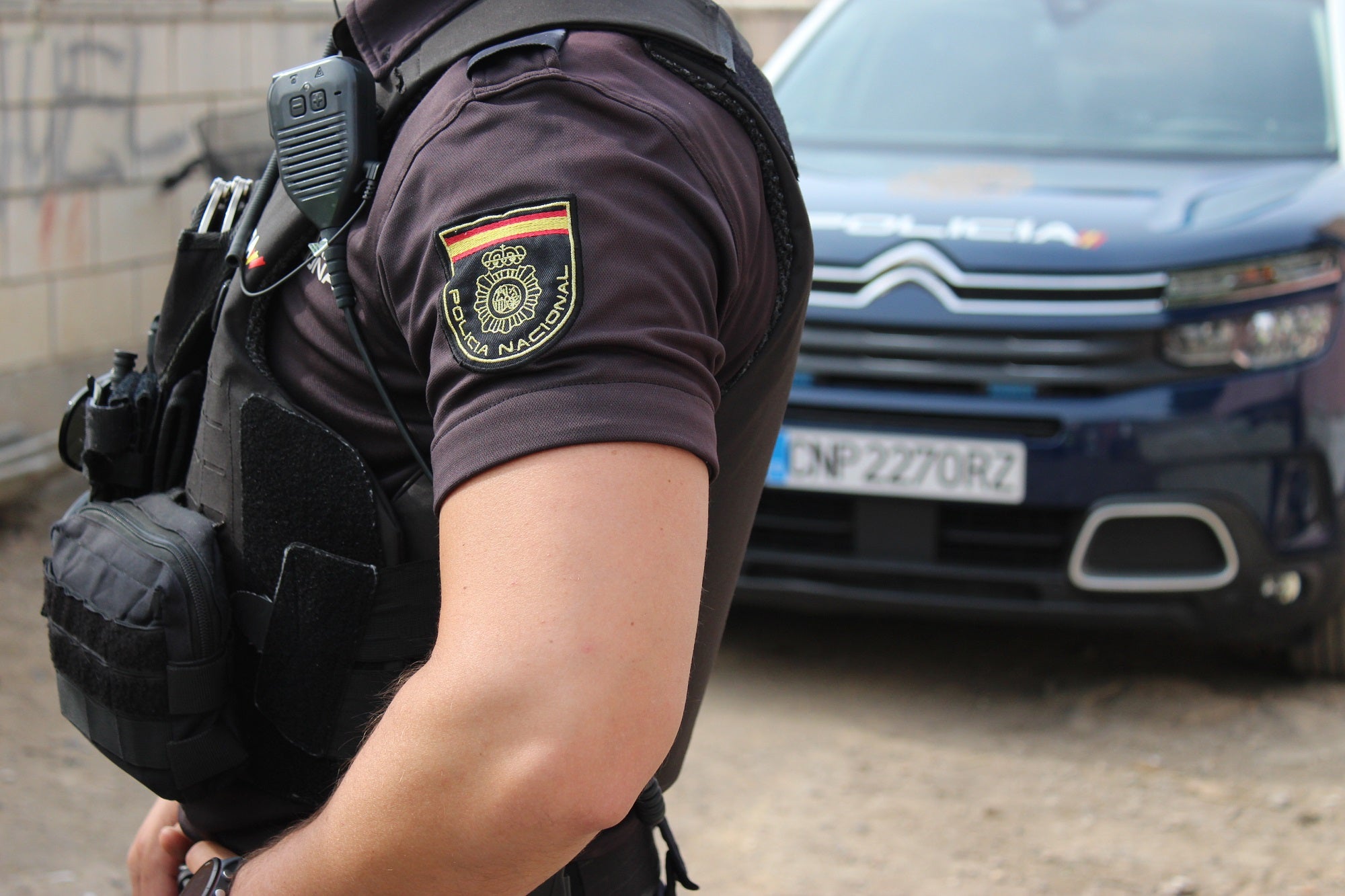 Detenido un empresario valenciano por tener a trabajadores de forma irregular y con jornadas de 50 horas semanales