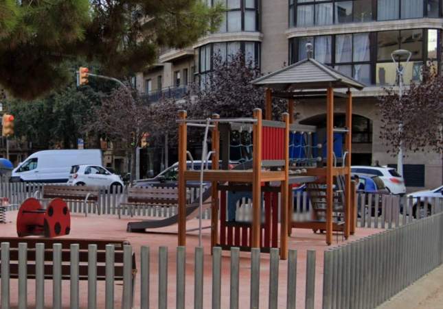 Detenido un exhibicionista por masturbarse delante de menores en Barcelona