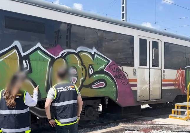Treens grafitis CNPp