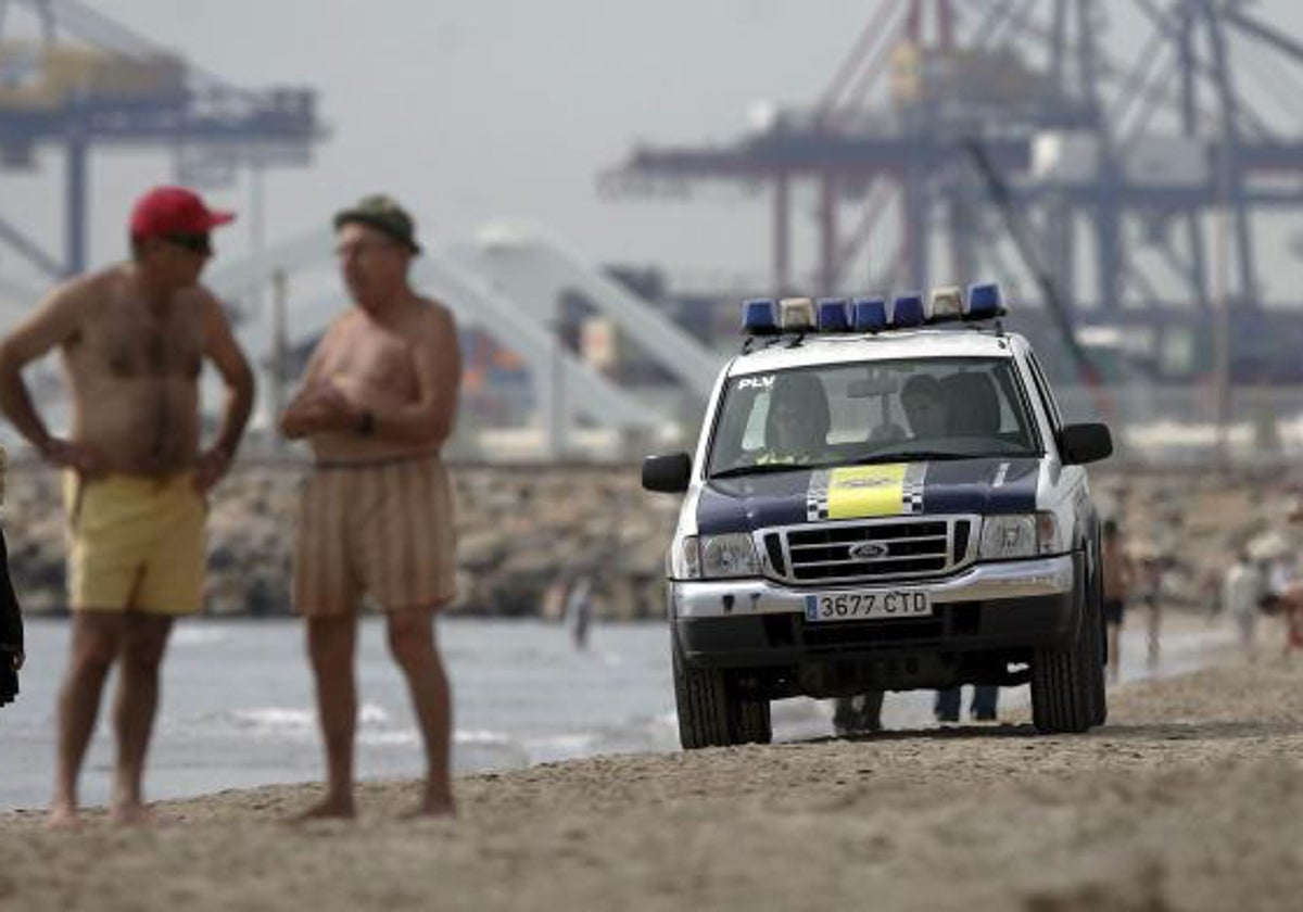 Grupo de menores logra detener a agresor sexual en playa de Valencia