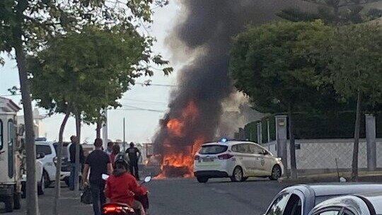 Incendio en Punta Umbría requiere intervención rápida de servicios de emergencia