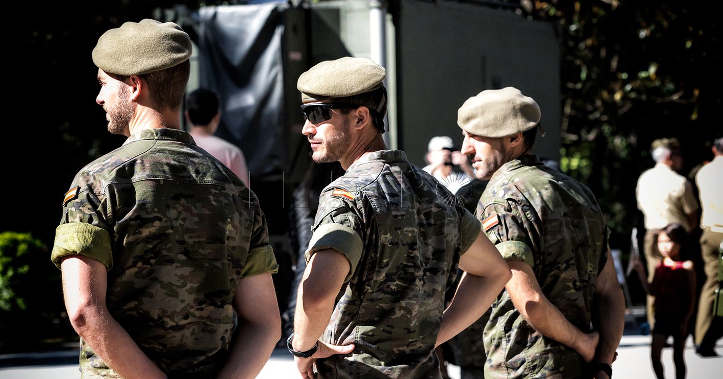 La Unión de Militares de Tropa valora con cautela y optimismo los anuncios de Pedro Sánchez sobre inversión en Defensa, mientras que ATME critica la falta de especificidad en las medidas.