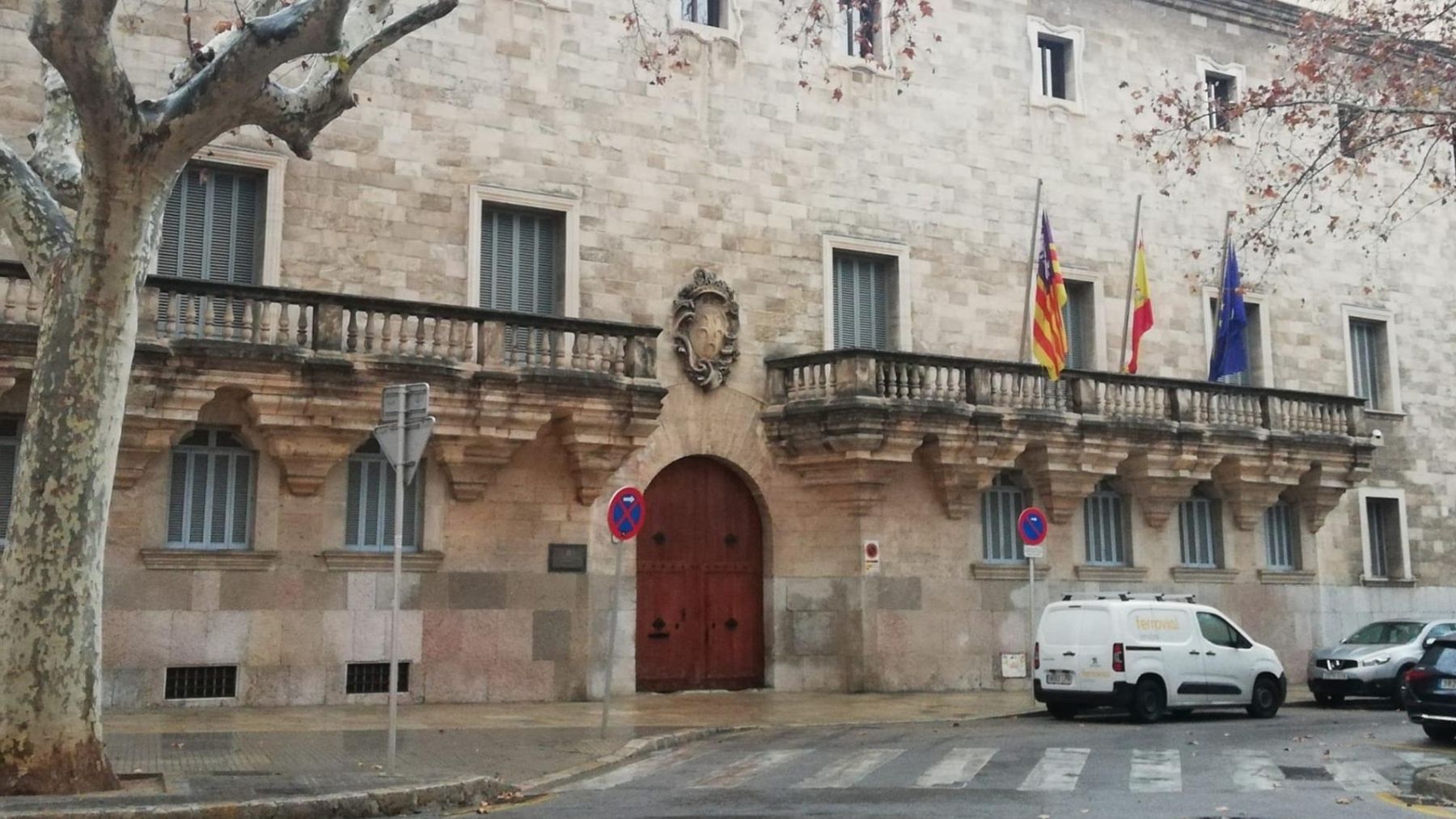 Condenada a seis años y medio de prisión por prender fuego a su piso de Palma para echar a los inquilinos