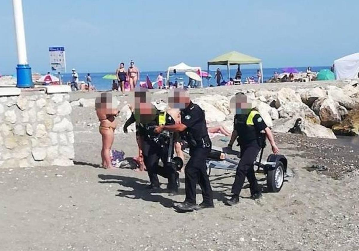 Problemas de convivencia en las playas de Málaga: denuncias y detenciones por uso indebido de motos de agua