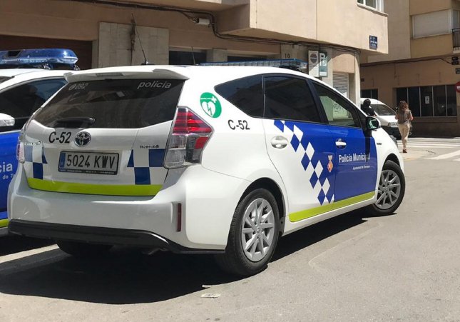Intenta robar en una tienda de Terrassa, pero le sale mal: los empleados lo evitan y lo entregan a la policía
