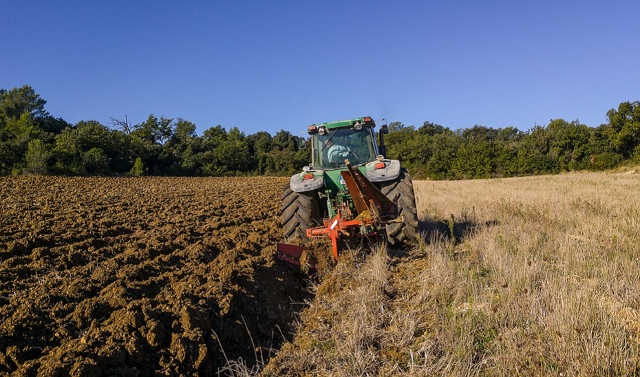 Nueva tragedia en el campo: Muere tras ser arrollado por un tractor