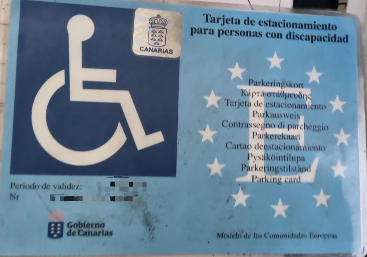 Conductor sorprendido en Schamann utilizando plaza de movilidad reducida de fallecido