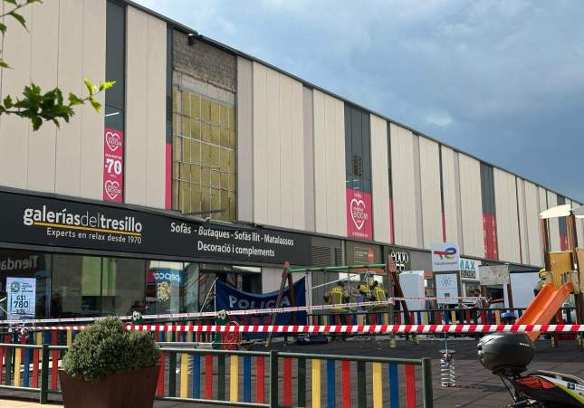 Confirman errores en la construcción del centro comercial Vía Sabadell tras segundo desprendimiento de placa