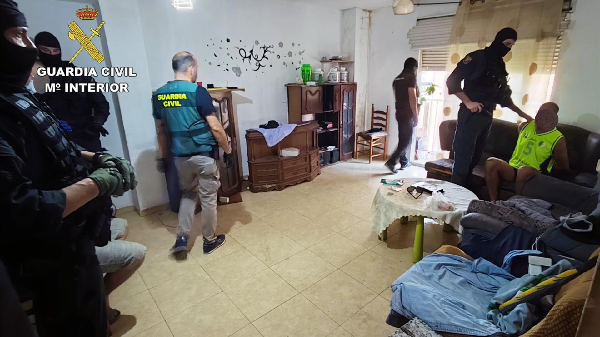 Desmantelan un punto de venta de droga en Águilas