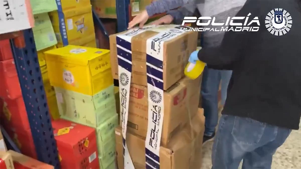 Desmantelan red de contrabando de hongos afrodisíacos en Madrid: decomisados más de 290.000 ejemplares del ‘velo de novia’ en comercios chinos.