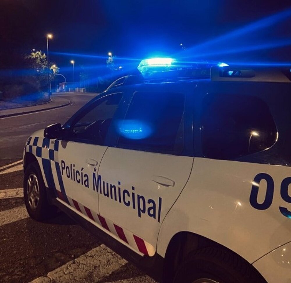 Detenido un hombre por intentar robar siete latas de atún en un supermercado de Valladolid