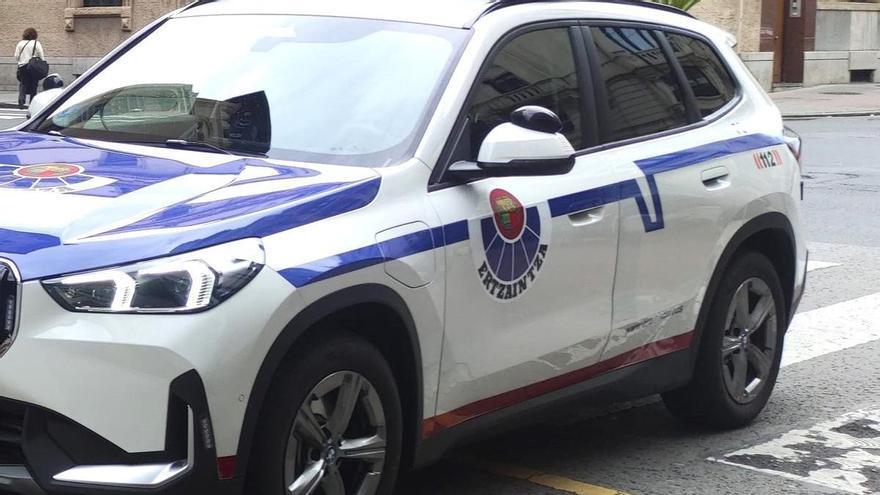 Detenidos por la Ertzaintza tras compra-venta de hachís en el barrio de Gros