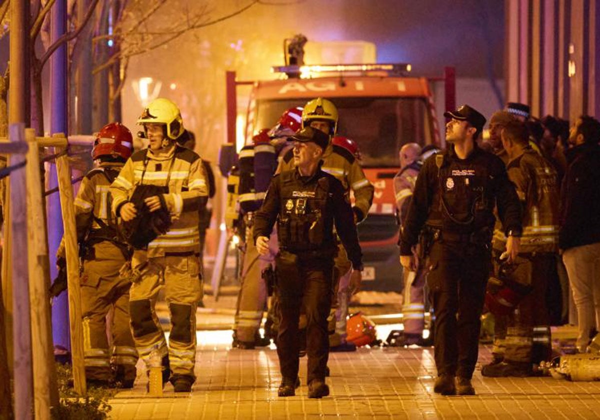 El padre de la niña fallecida en el incendio de Campanar pide reabrir la causa para una investigación exhaustiva