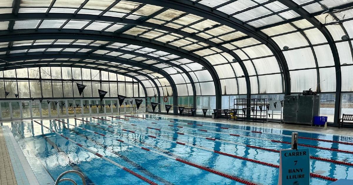 Un jugador de waterpolo sufre un colapso en Balaguer