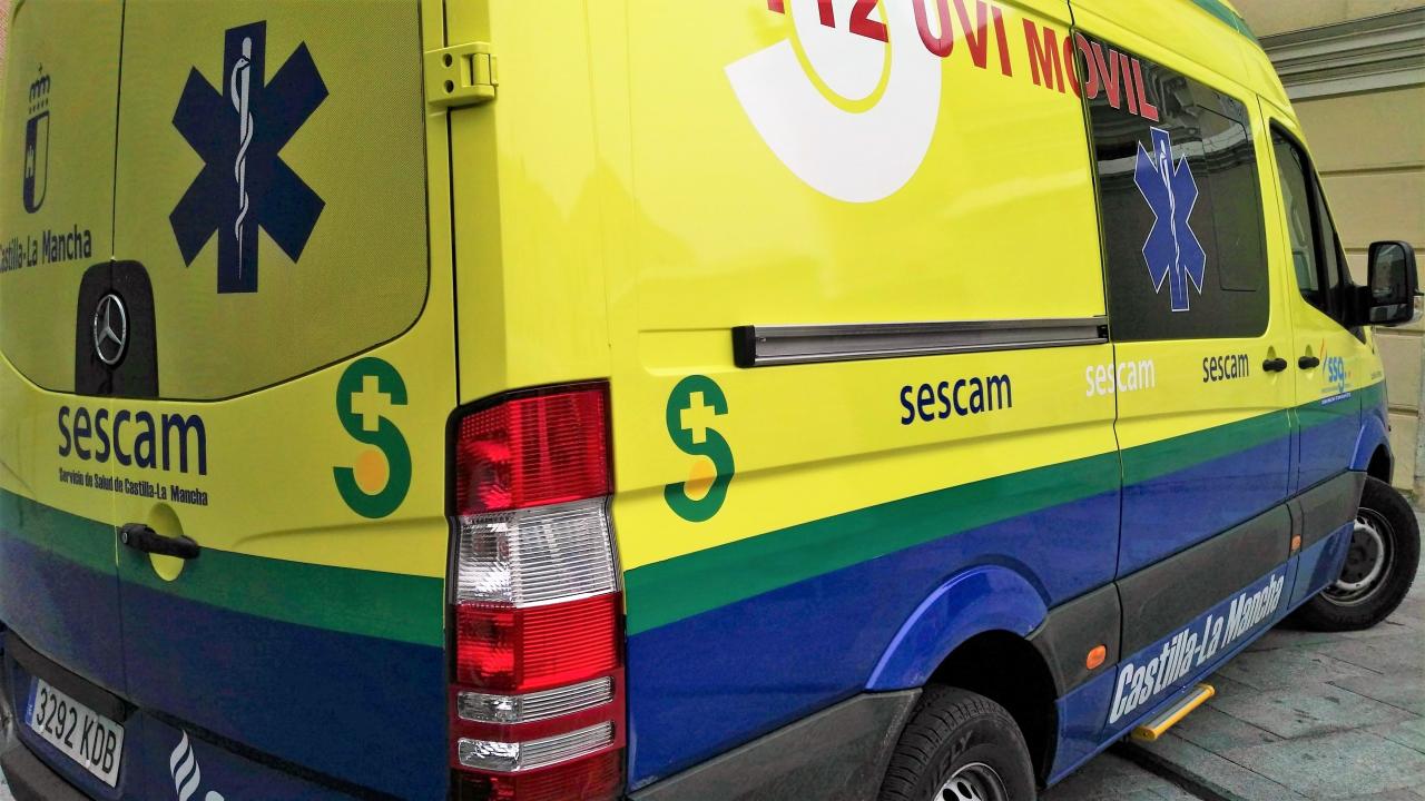 Evacuado al Hospital un trabajador tras caerle encima un palé de vidrio desde 9 metros de altura