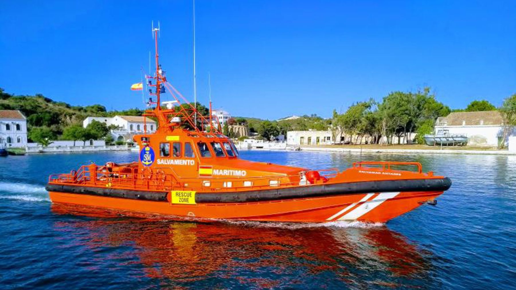 Interceptadas cuatro pateras con 71 inmigrantes en Baleares, aumenta la presión en los centros de acogida.