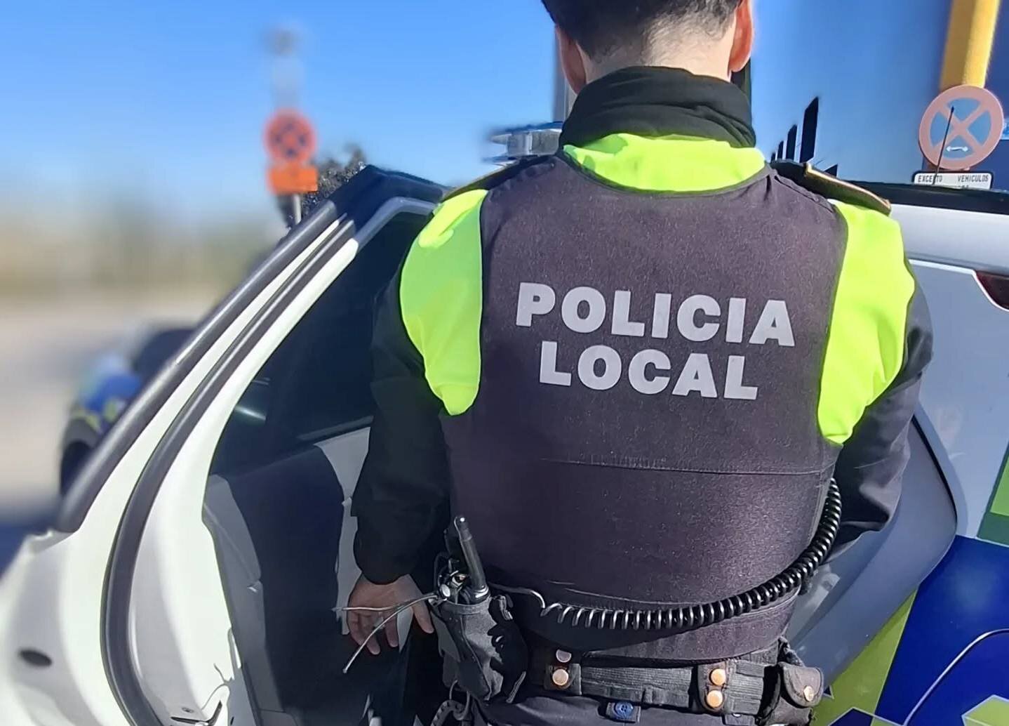 Detenido tras un altercado en una discoteca y agredir a un agente