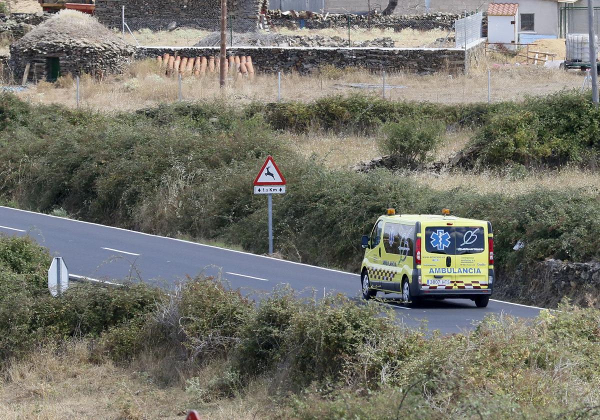 Joven de 21 años resulta herido en colisión entre turismo y camión en la A-66 en Béjar