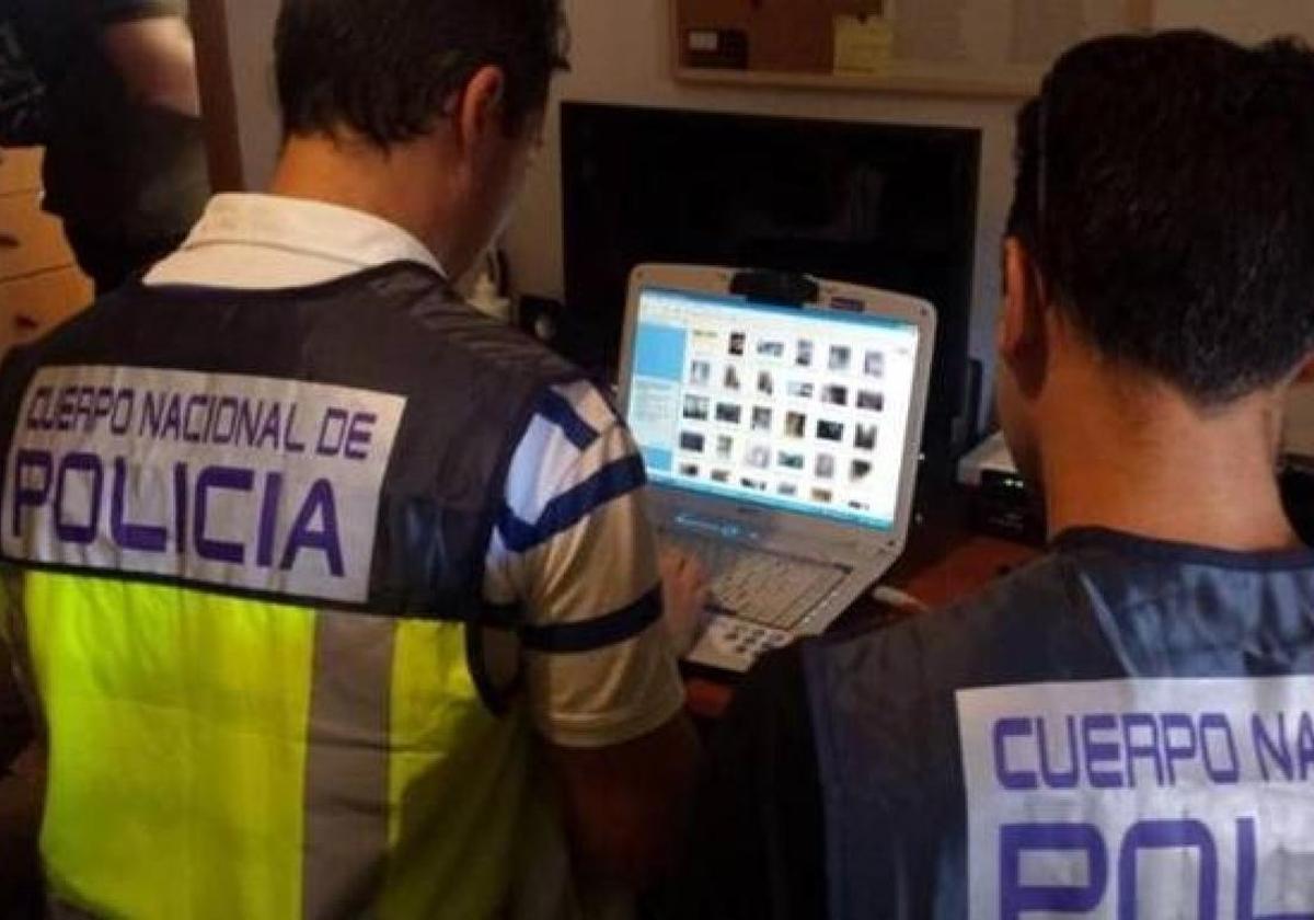Piden 325 años para un presunto pederasta de Málaga que contactaba con menores a través del Fortnite