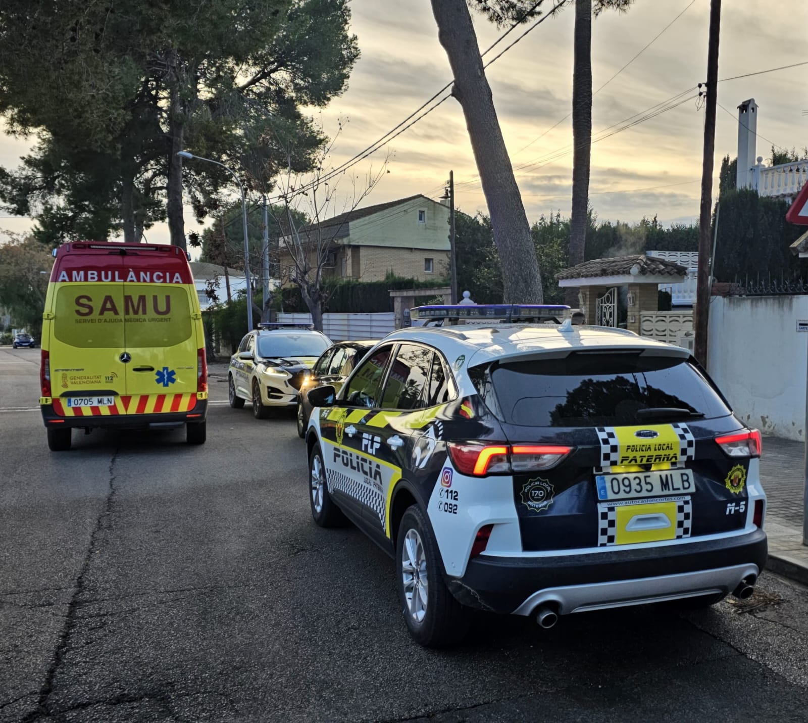 La Policía Local de Paterna salva la vida de un hombre gracias a una rápida intervención de reanimación cardiopulmonar