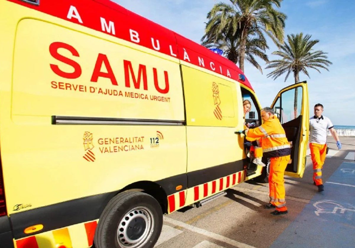 Rescatado un hombre tras precipitarse con su coche en un barranco en la CV-35 en Domeño